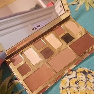 Tarte Clay Play Face shaping palette
